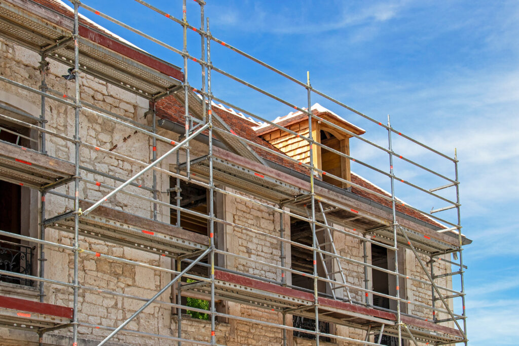 travaux de ravalement de façade sur maison en pierre jentellet à bourg en bresse peronnas